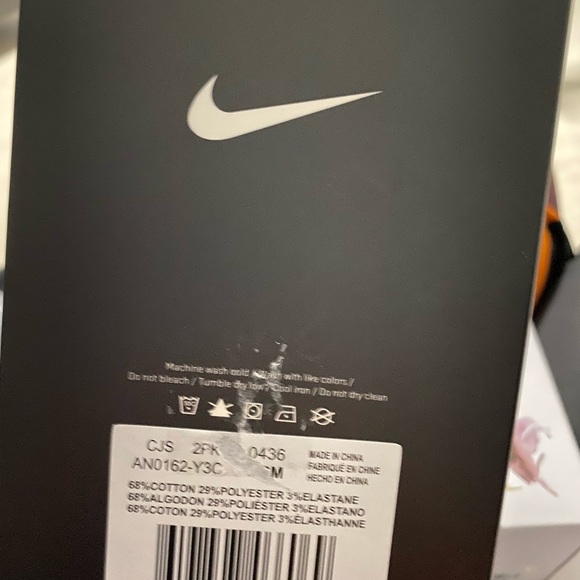 Newborn Nike Socks - Picture 3 of 3